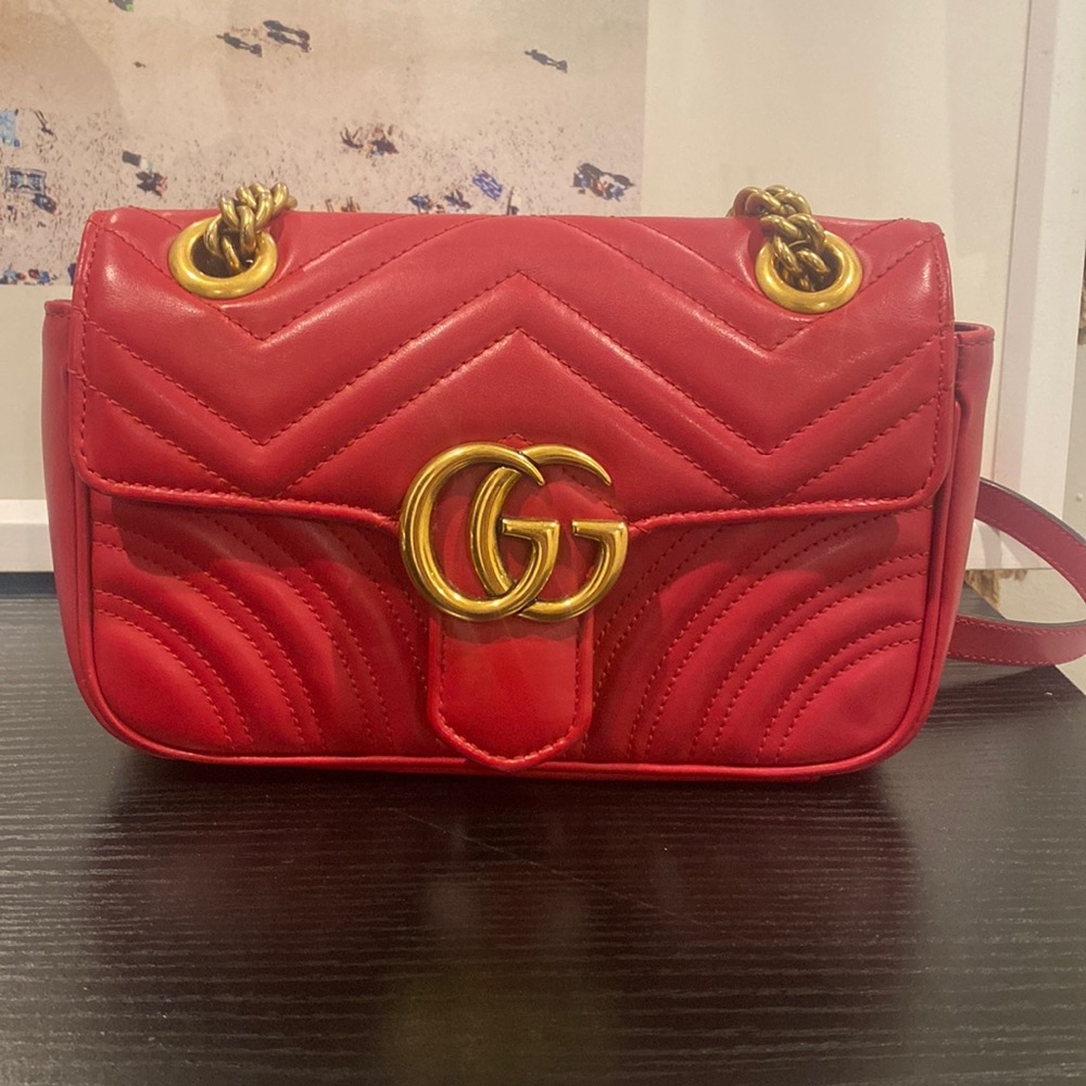GUCCI GG MARMONT SMALL SHOULDER BAG / Perfect condition!